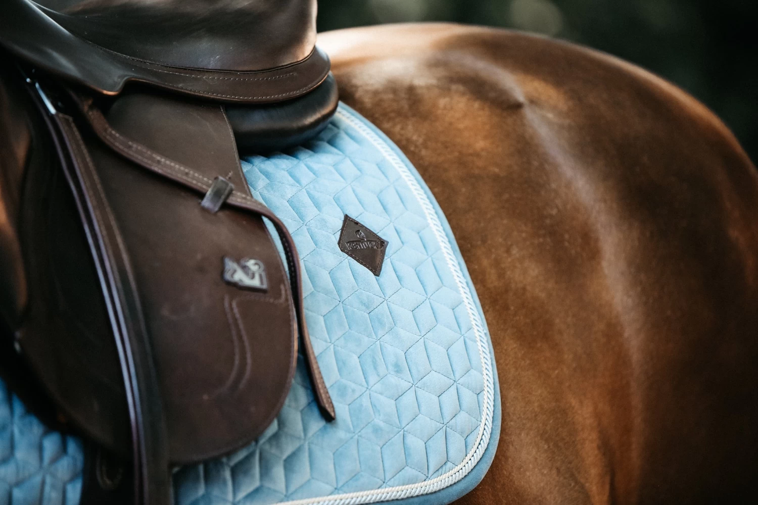 Kentucky Velvet Jump Saddle Pad Light Blue - Image 2