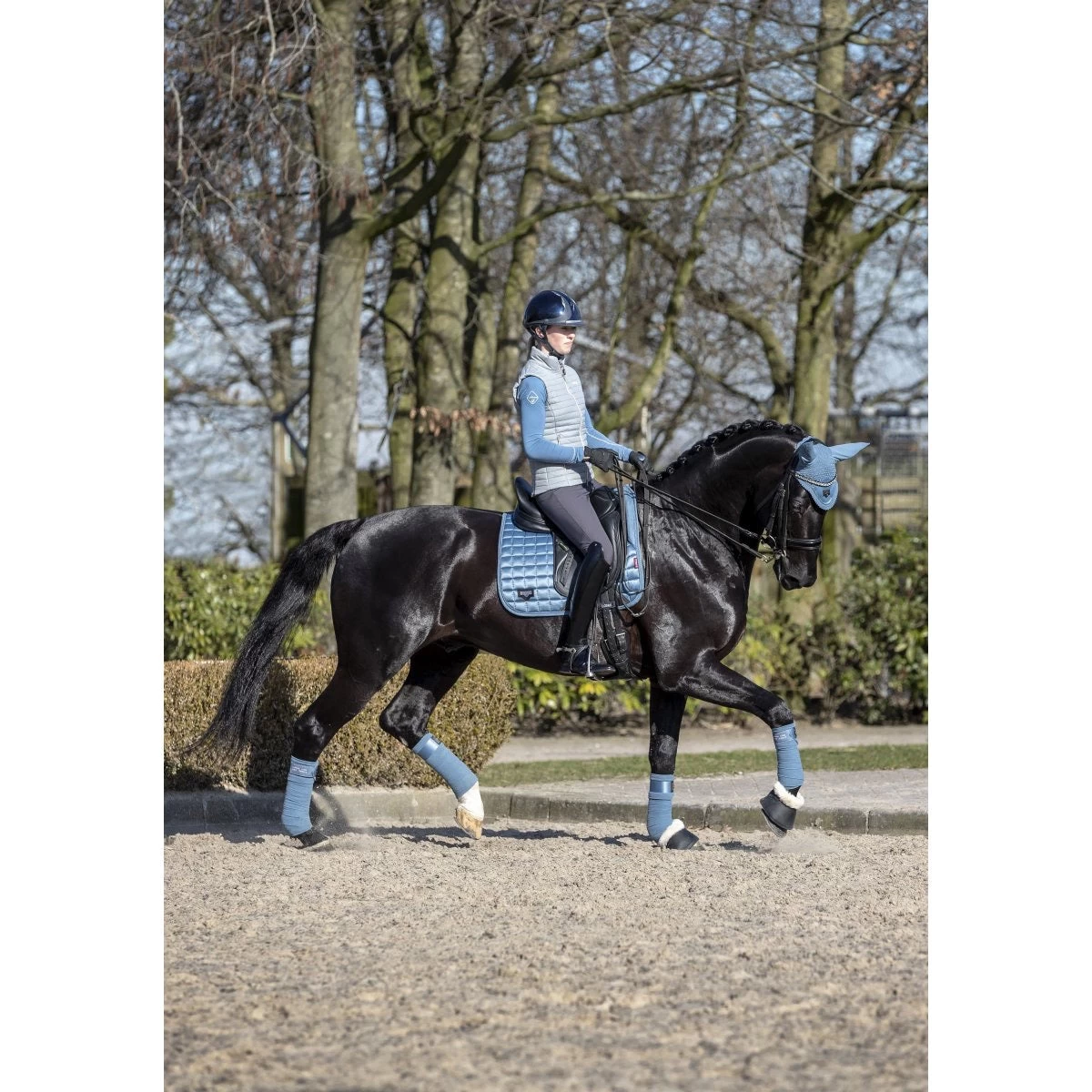 LeMieux Loire Bandages Ice Blue - Image 3